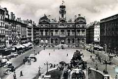 69 Lyon La Place des Terreaux V